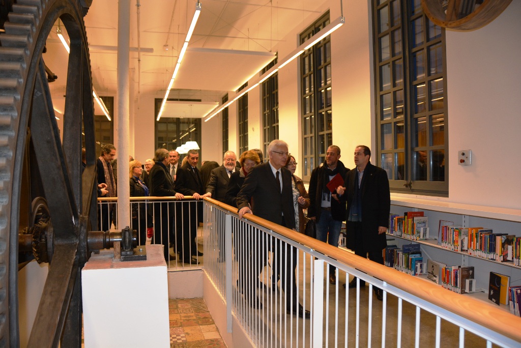 inauguració nova biblioteca can Manyer