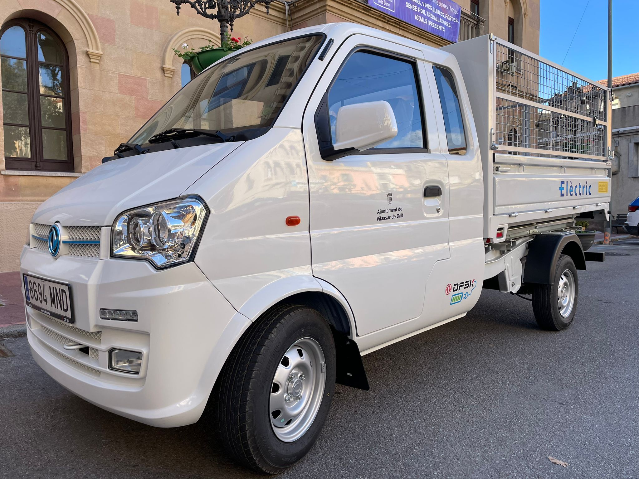 Nou vehicle elèctric de la Brigada municipal