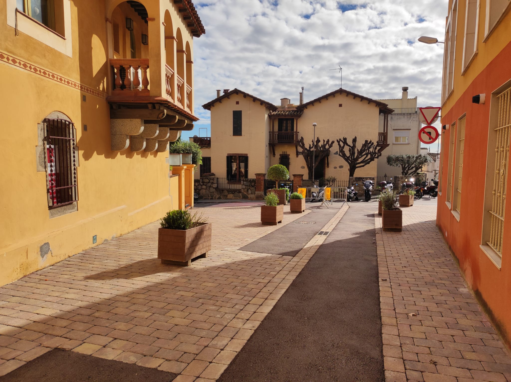 Obert al trànsit el carrer Sant Antoni 